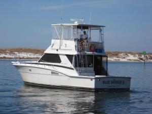 Click to enlarge image LEFT QUARTER DUNES - The Boat from Outside - 