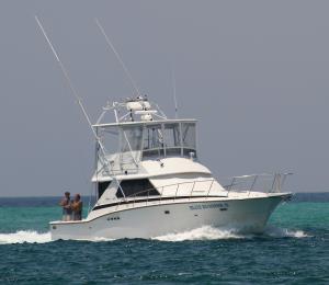 Click to enlarge image  - The Blue Runner II Coming in to harbor - June 30, 2011