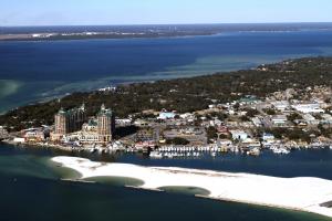 Click to enlarge image  - Destin Pass and the Harbor from above - January 21, 2011